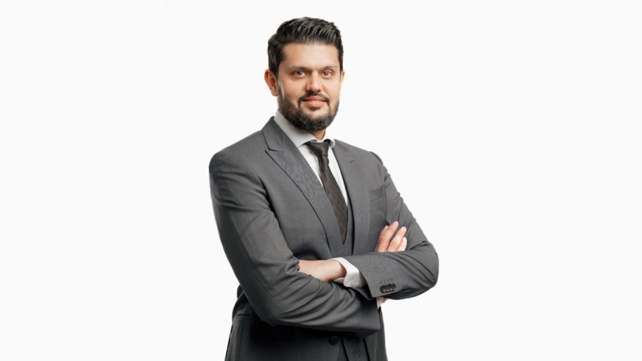 Dr. Saud Al-Obaida, Canadian & American Board-Certified dermatologist in Riyadh