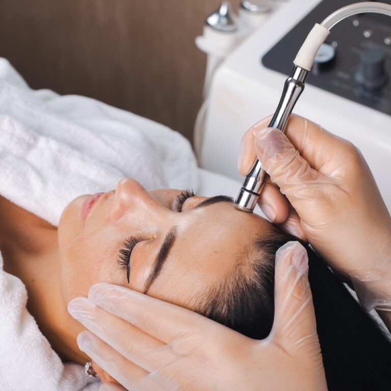 Deep cleansing HydraFacial treatment
