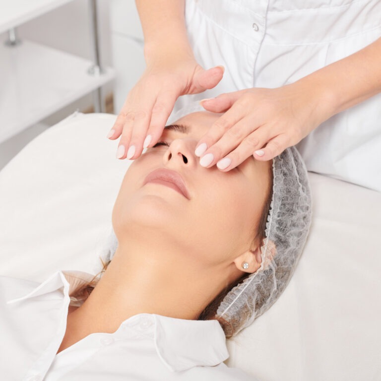 Custom facial experience in Riyadh