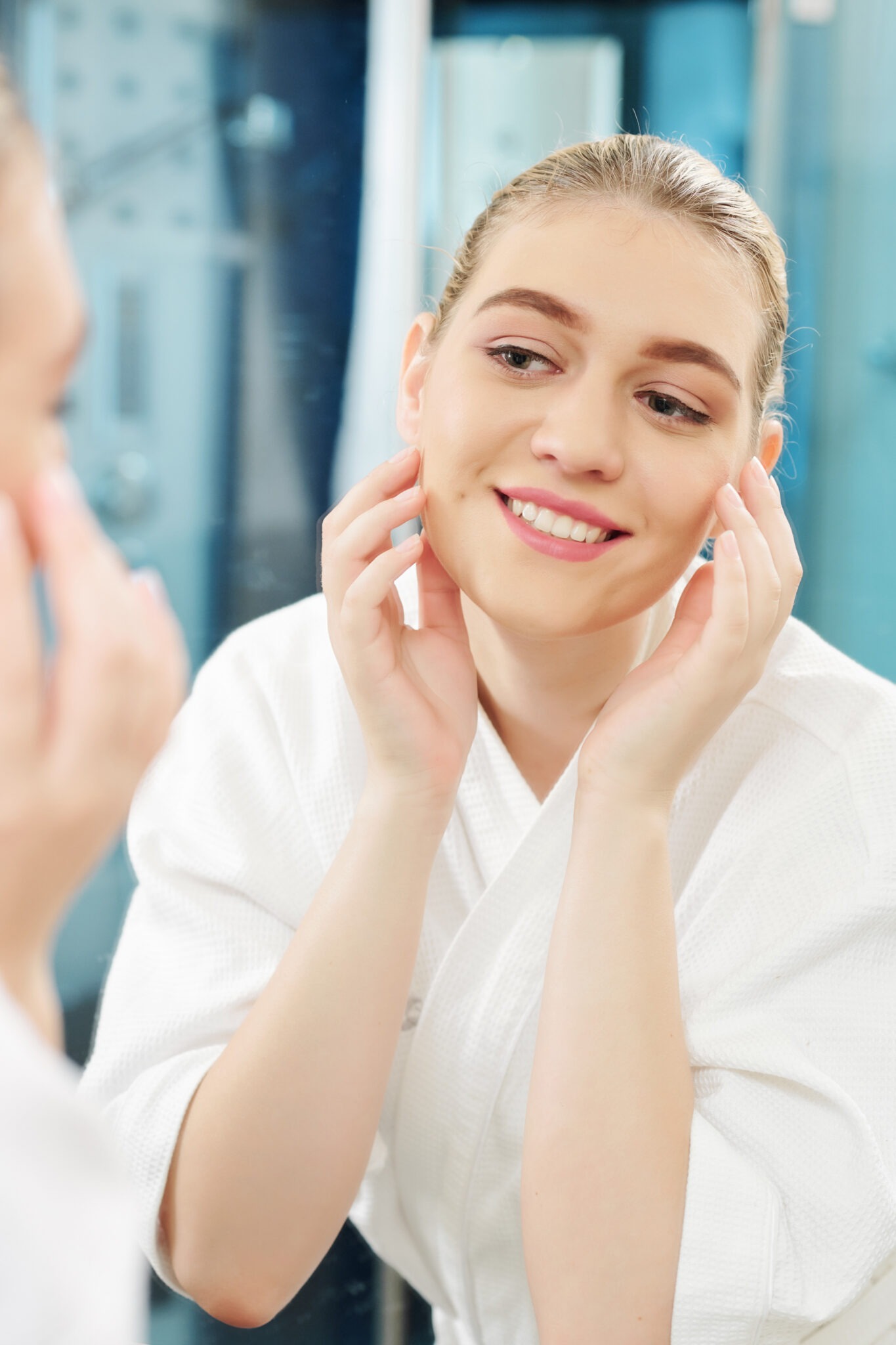 Relaxed and glowing skin after facial